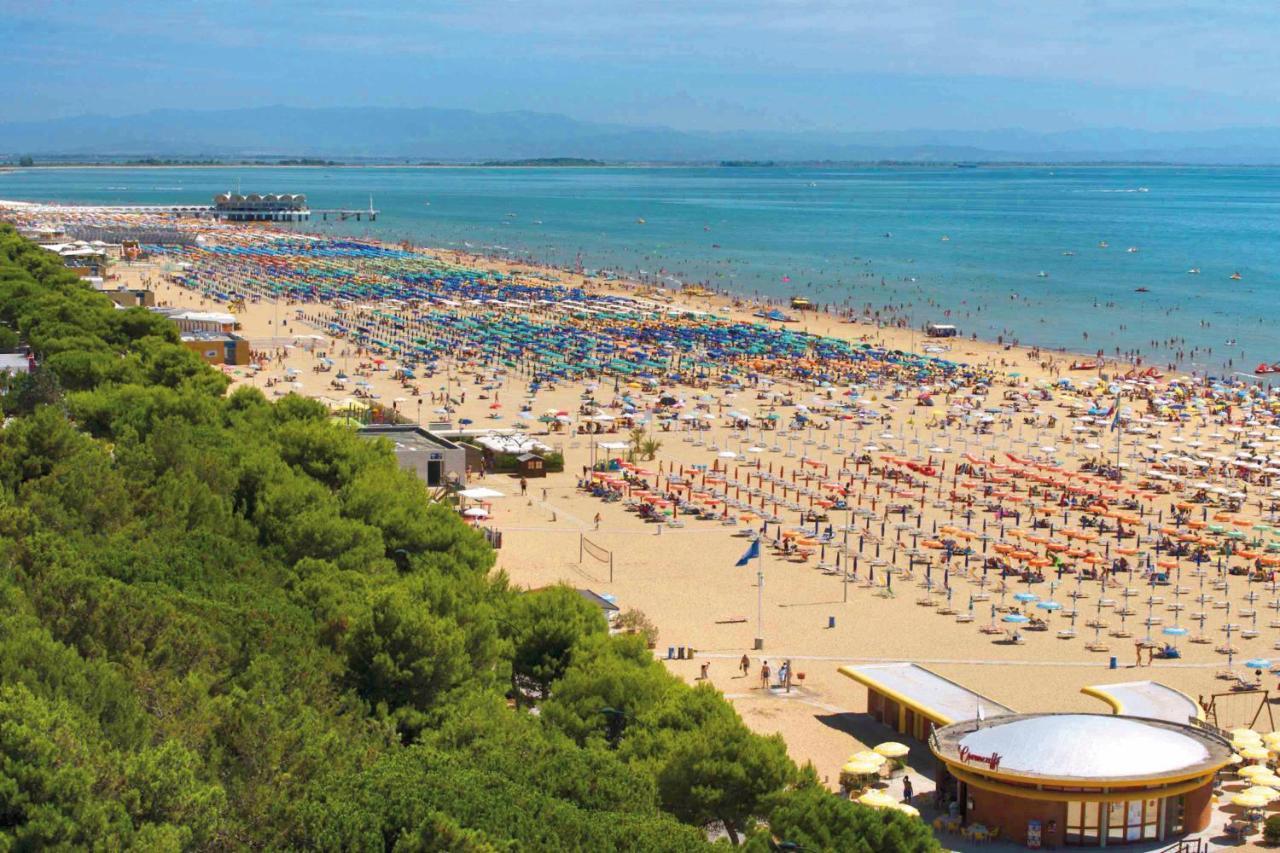 Apartament Residenza Gardenia Lignano Sabbiadoro Zewnętrze zdjęcie